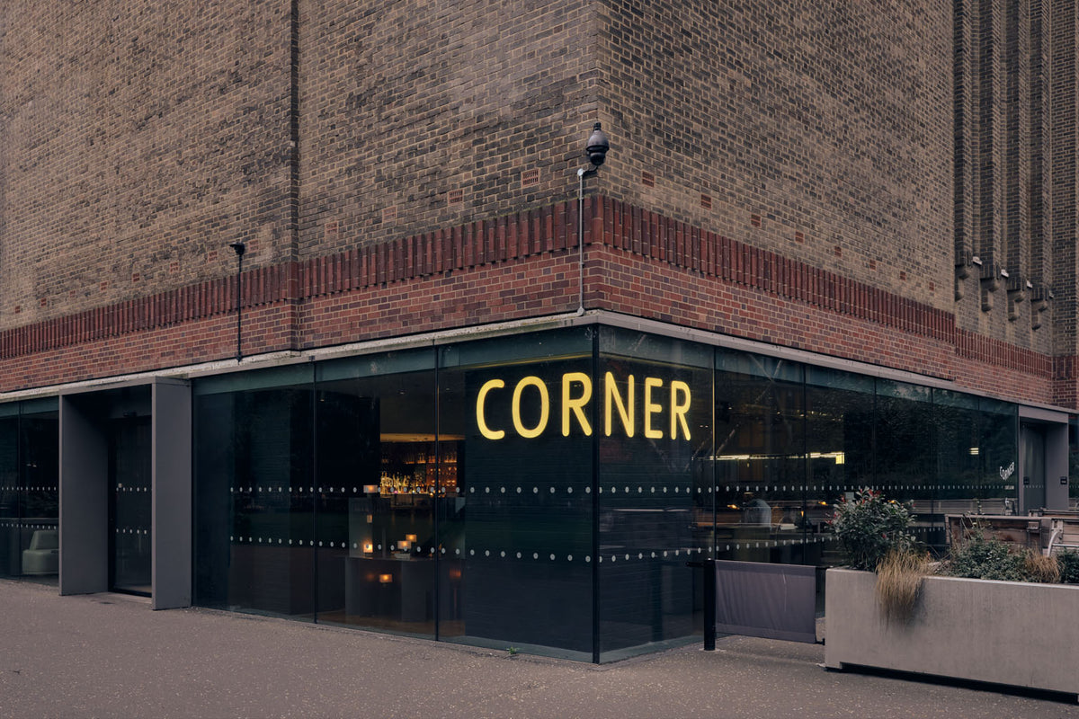 Born at the Corner Bar, Tate Modern