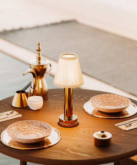 LED lamp Victoria 18K gold by NEOZ Lighting